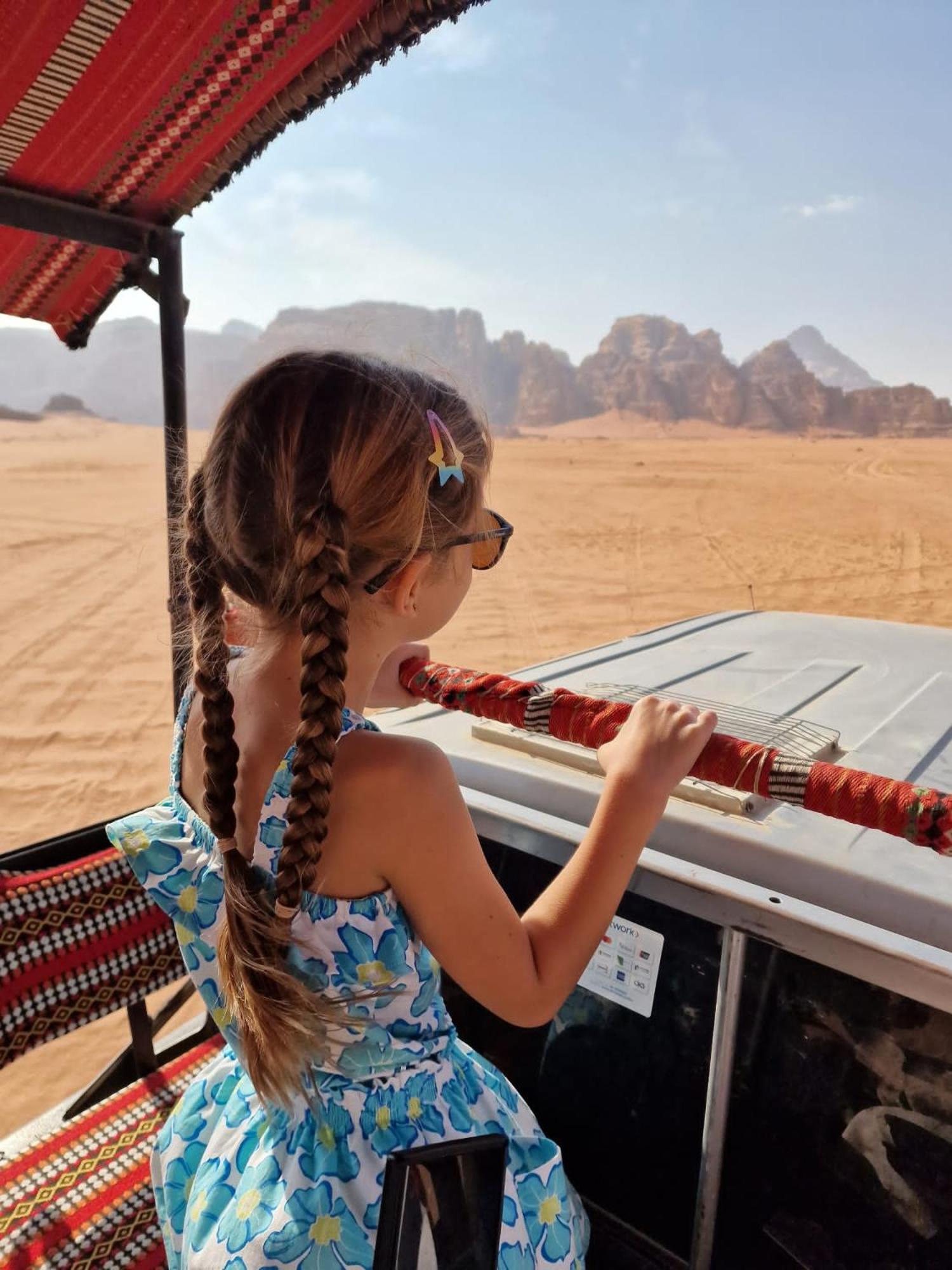 Adel Rum Camp Bubbles Wadi Rum Exteriör bild